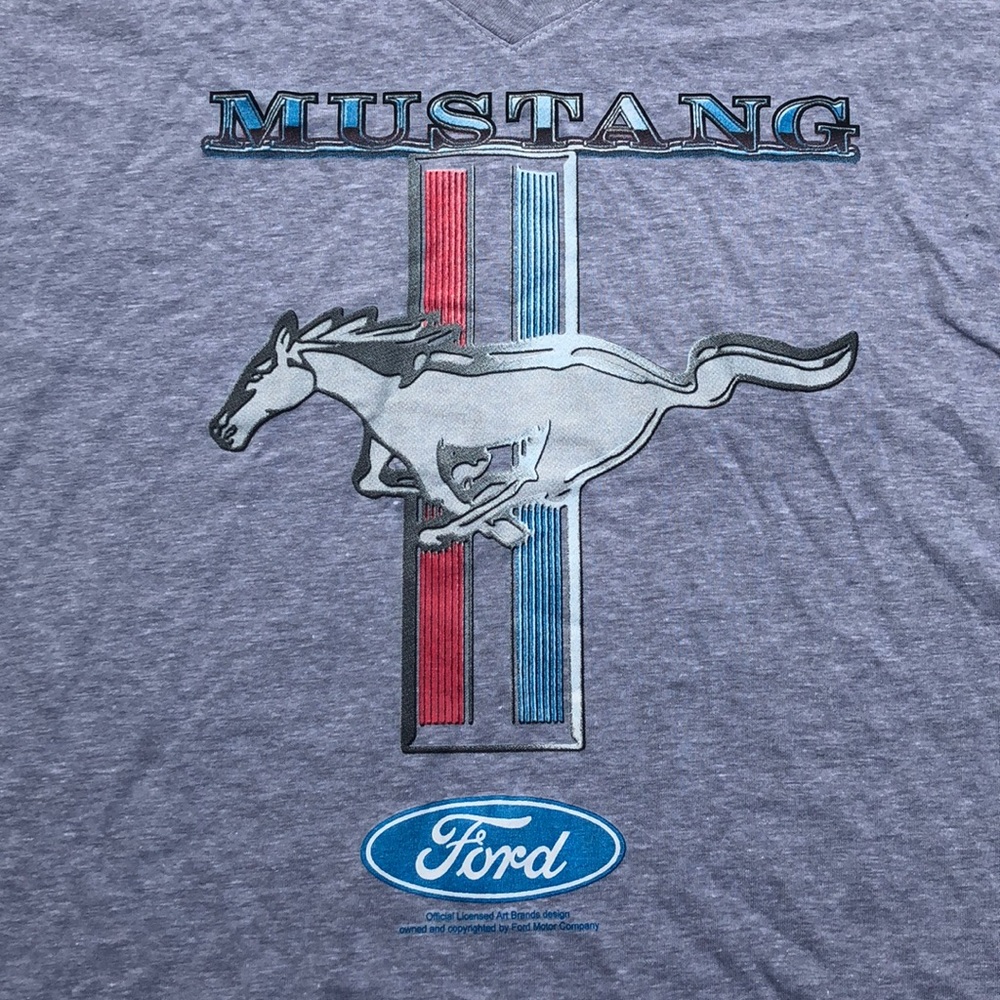 Ford Mustang T